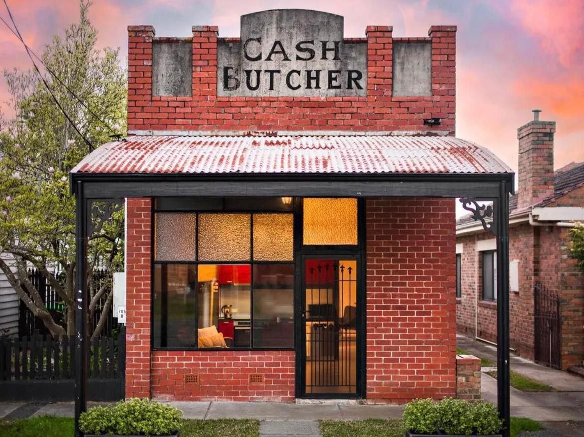 The Cash Butcher - Classy & Centrally Located แบลเลอแรต ภายนอก รูปภาพ